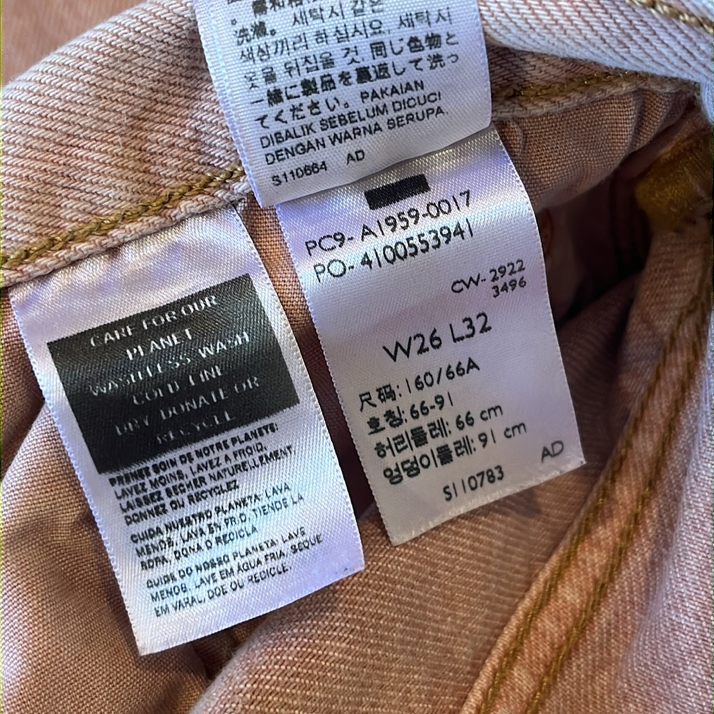 Open to offers! Levi's Women's Premium 501 Original Fit Jeans - Picture 7 of 9